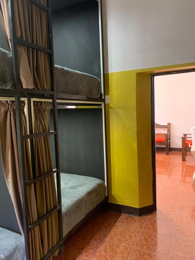 One Day Trip Hostel Antigua Екстериор снимка