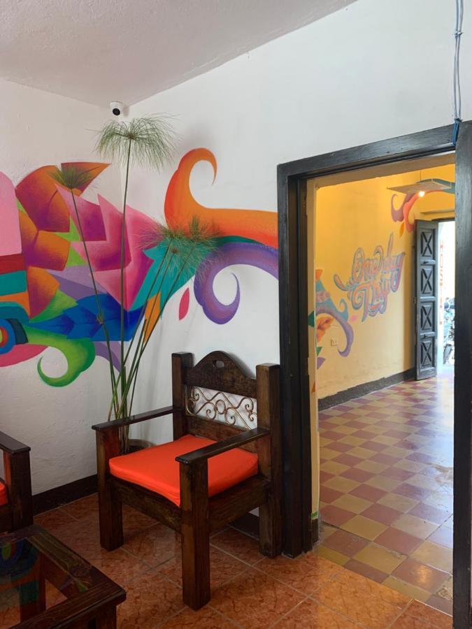 One Day Trip Hostel Antigua Екстериор снимка