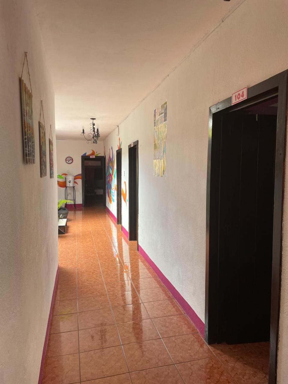 One Day Trip Hostel Antigua Екстериор снимка